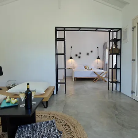 Eleon Suites New Isomata Exterior photo